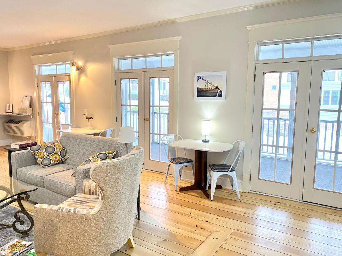 Harbor House Inn Grand Haven Dış mekan fotoğraf
